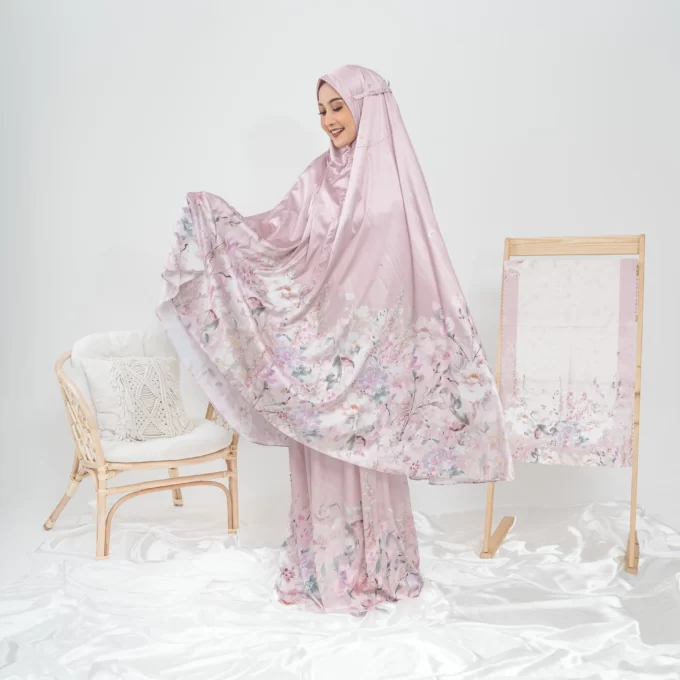 Valia Series - Mauve Blossom