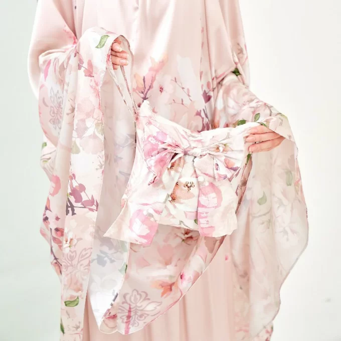 Zarviza Series - Rose Velvet