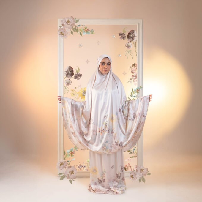 Veisya Series - Rose Rhapsody