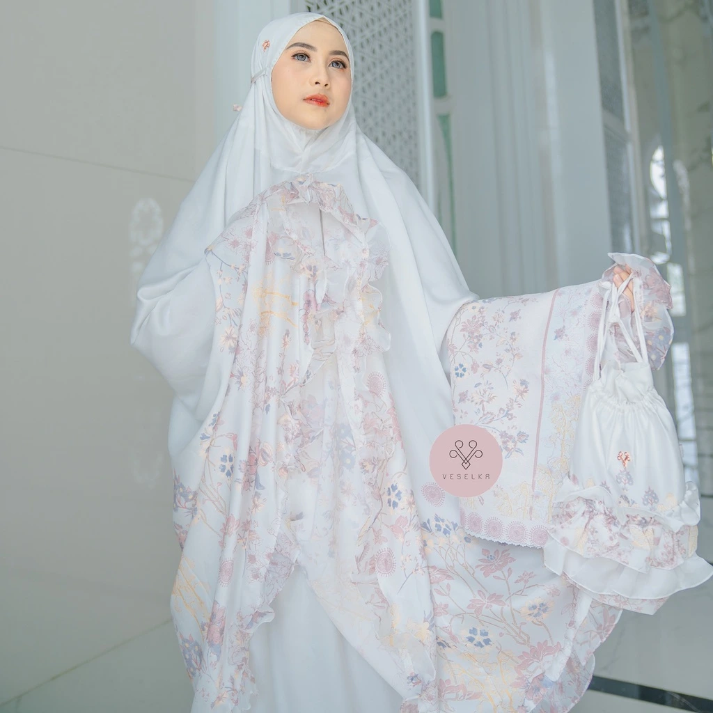 Iznik - Beyaz Series