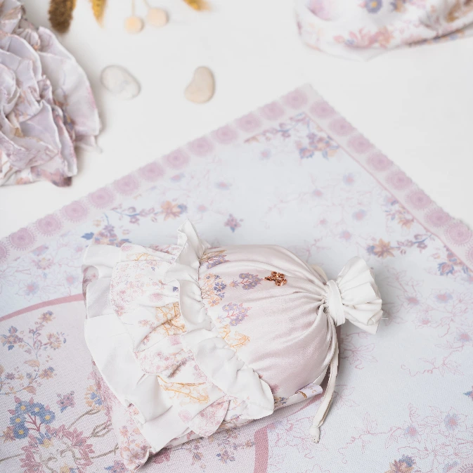 Iznik - Beyaz Series